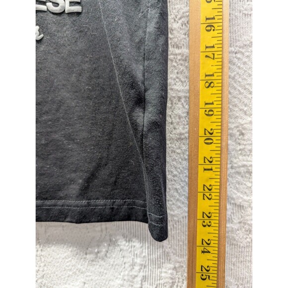 Denim & Flower Ricky Singh Men Small T-Shirt Short-Sleeve Athletic Pizza New - Picture 7 of 7